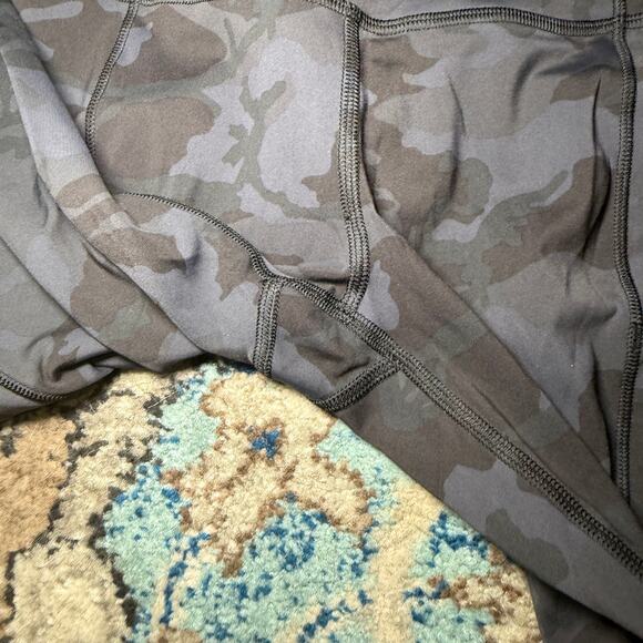 Lululemon Fast and Free Crop 4 - Picture 2 of 6